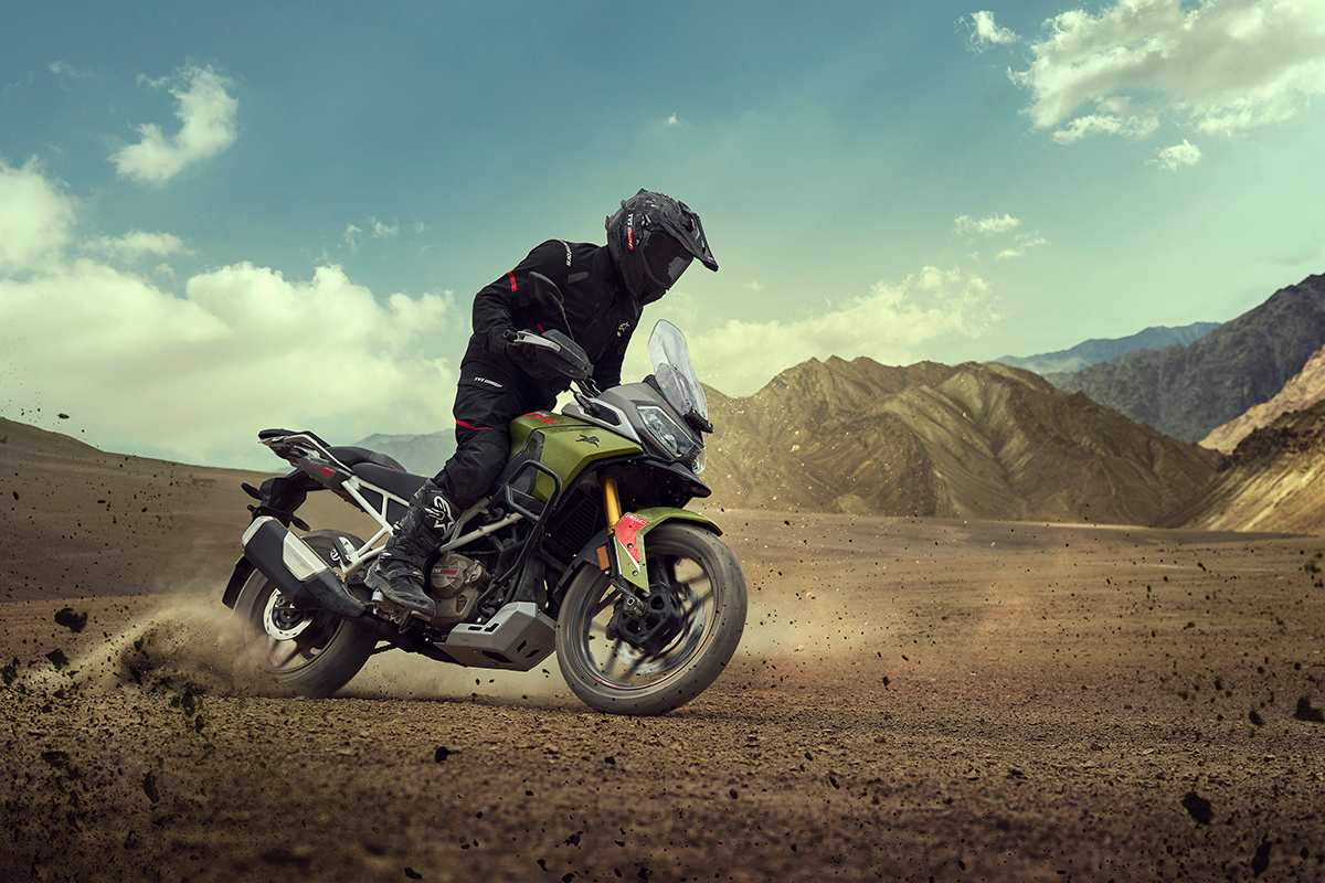 IMOTY 2026: Did the TVS Apache RTX 300 Just Commit India’s Biggest Motoring Heist?